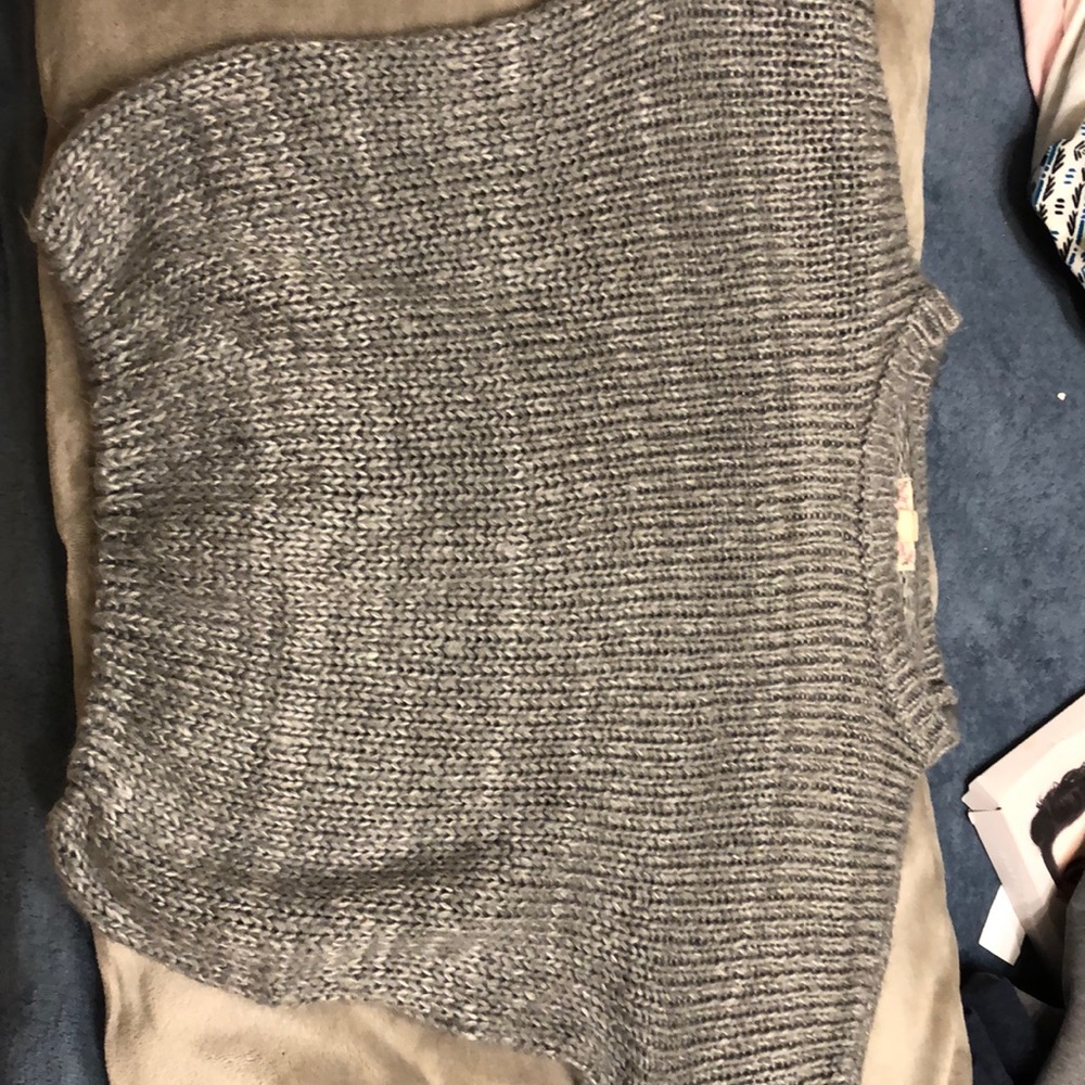 Gray sweater